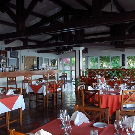 Allamanda Hotel Antsiranana Exterior photo